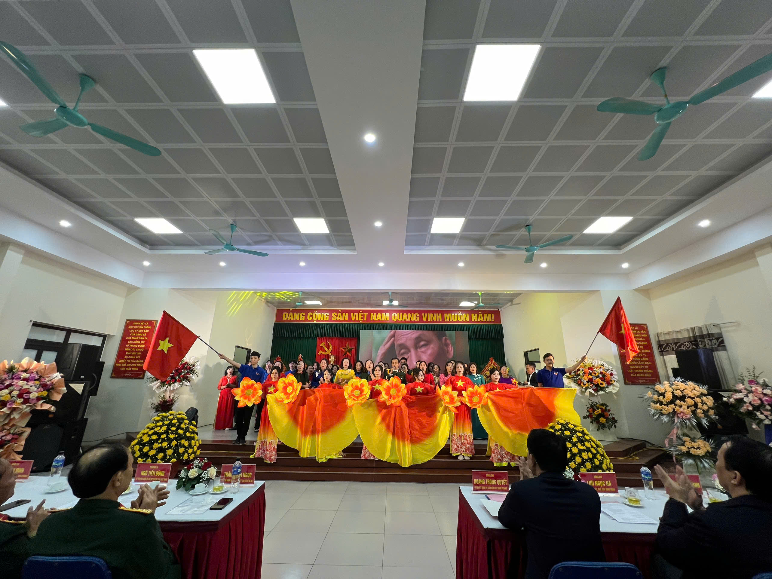 Đảng uỷ - UBND phường Liên Mạc tổ chức hội nghị tổng kết công tác xây dựng nền quốc phòng toàn dân năm 2024